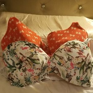 Lot of 2 Cacique Bras 38H Fun Prints Like New
